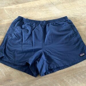 Womens Patagonia baggies shorts size large navy